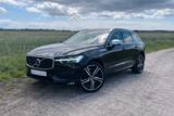 Volvo XC60 D4 FWD R Design Geartronic 8-Fach bereift - Volvo XC60: Fwd