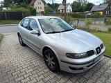 Seat Leon 1,6 16V Magma Magma - Seat Leon: Magma