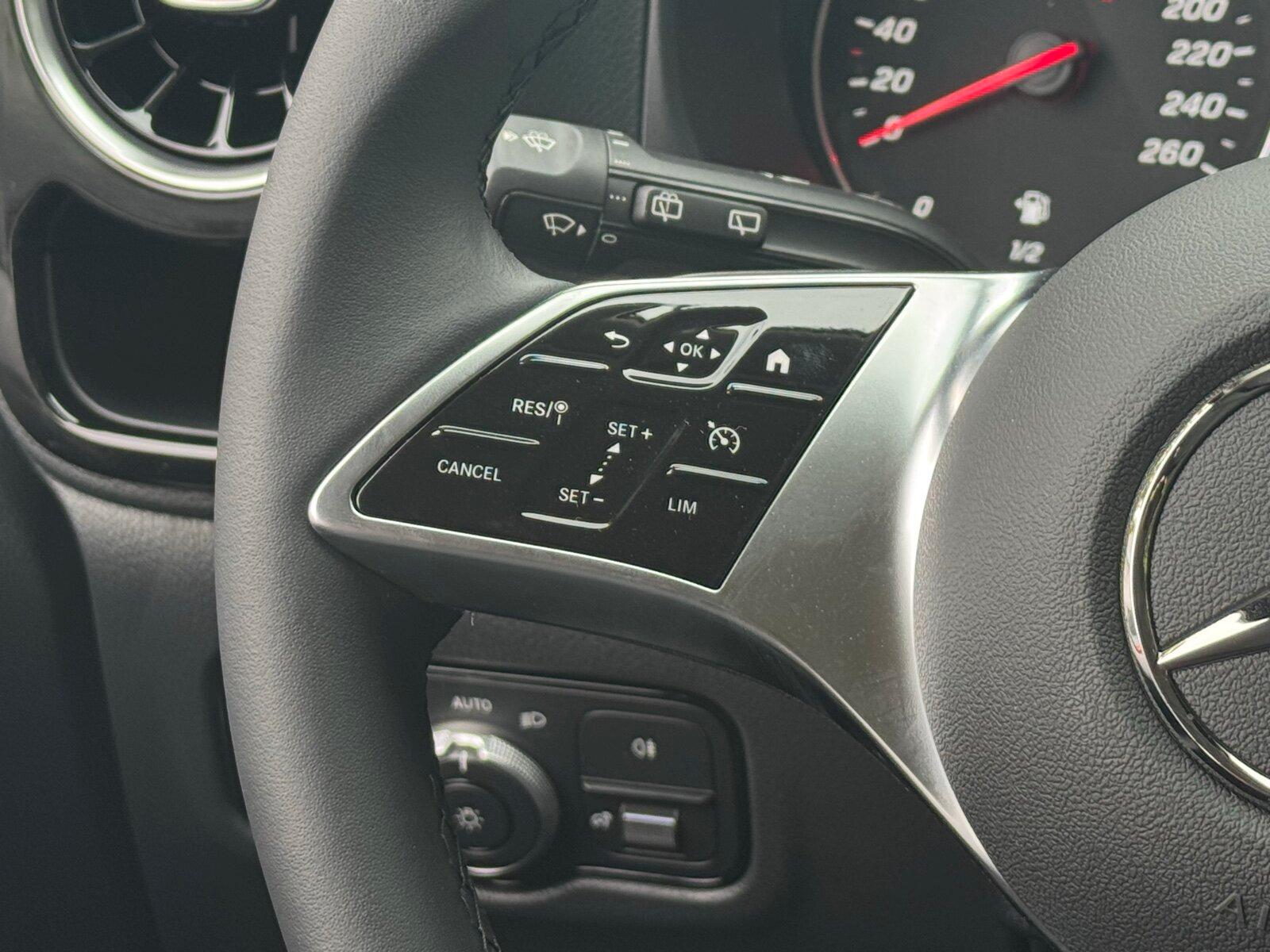 Mercedes-Benz Vito 116 CDI Tourer lang Autom LED Klima Navi 2x