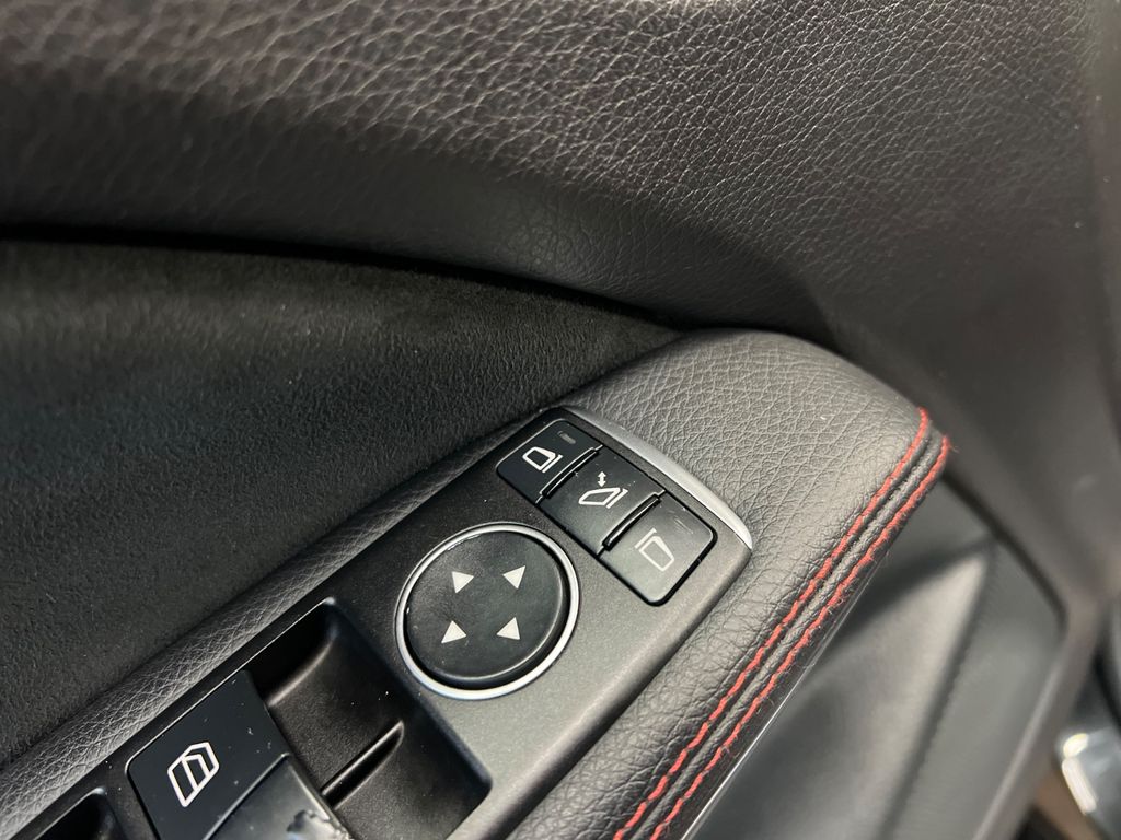 Mercedes-Benz A 45 AMG 4Matic/ PERFORMANCE/ 2015 / 102 DB Mercedes-Benz A 45 AMG 4Matic/ PERFORMANCE/ 2015 / 102 DB