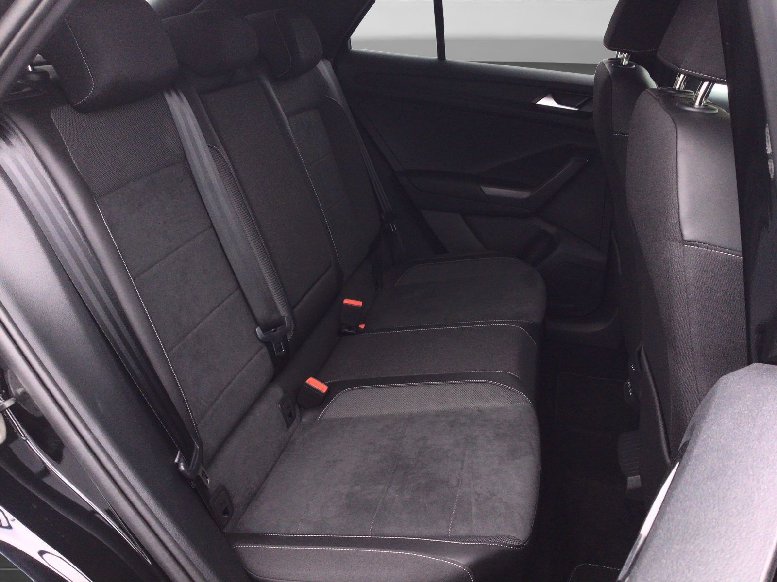 Volkswagen T-Roc - Bild 6