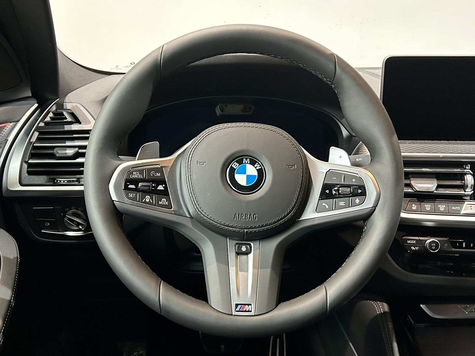 Fahrzeugabbildung BMW X4 xDrive30d Standheizung, Sitzbelüftung, Head-U