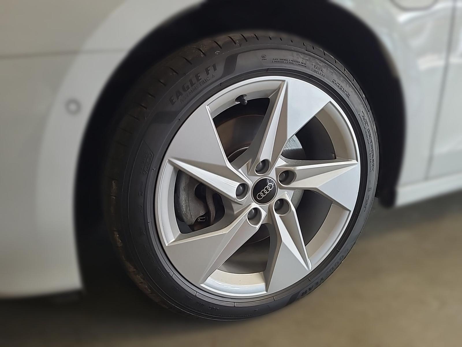 Audi A3 Sportback Hybrid *NAVI*KAMERA*KESSY*LED*5J GA