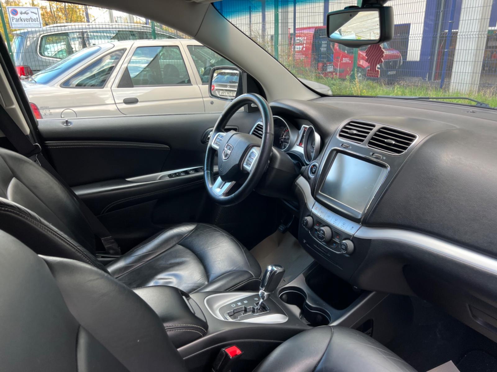 Dodge Journey R/T 3.6 287ch 4x4 - Toit ouvrant - Pneus été - Volant chauffant - Sièges chauffants éléctriques
