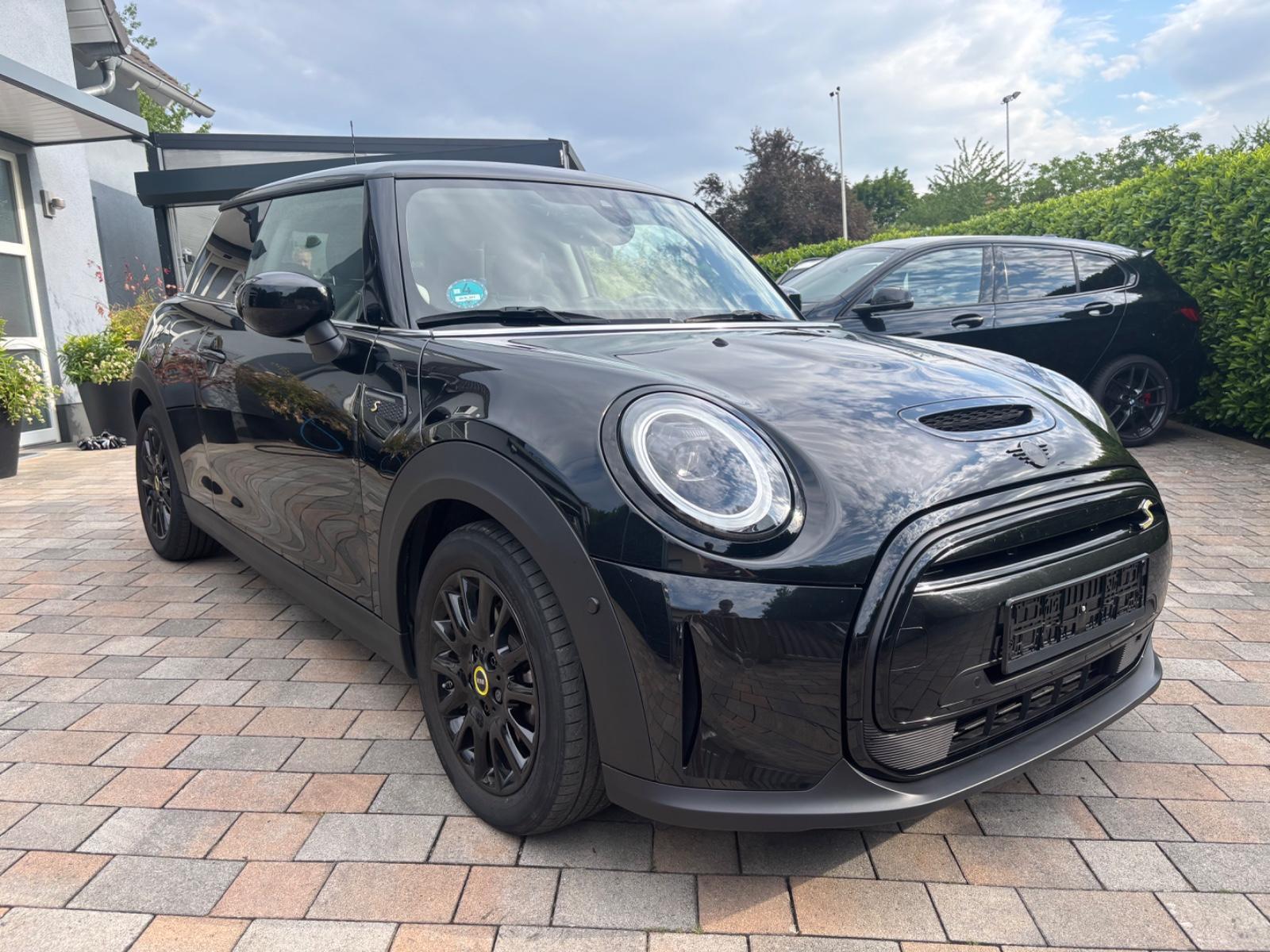 MINI Cooper SE Pano HUD Navi H/K DAB Kam KOM 1.Hd