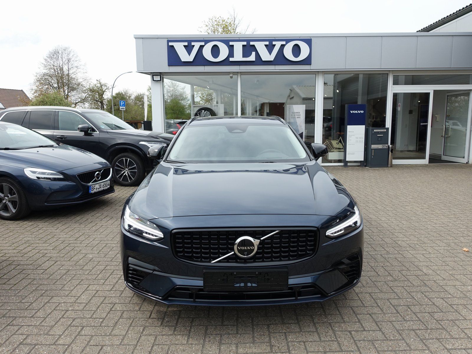 Volvo V90 Plus Dark T6 AWD Plug-in/HeadUp/360°Cam foto 5