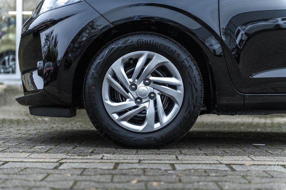 Fahrzeugabbildung Hyundai i10 1.0i 63PS Select
