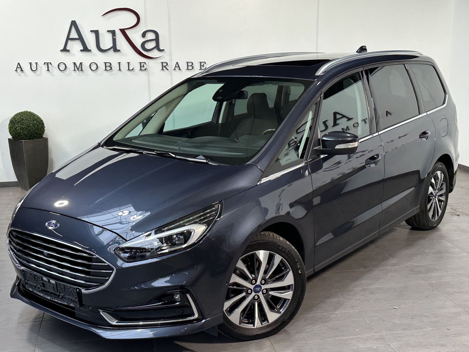Fahrzeugabbildung Ford Galaxy 2.0 EB Aut. Titanium NAV+LED+PANORAMA+AHK