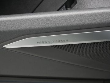 Audi Q8 - 5