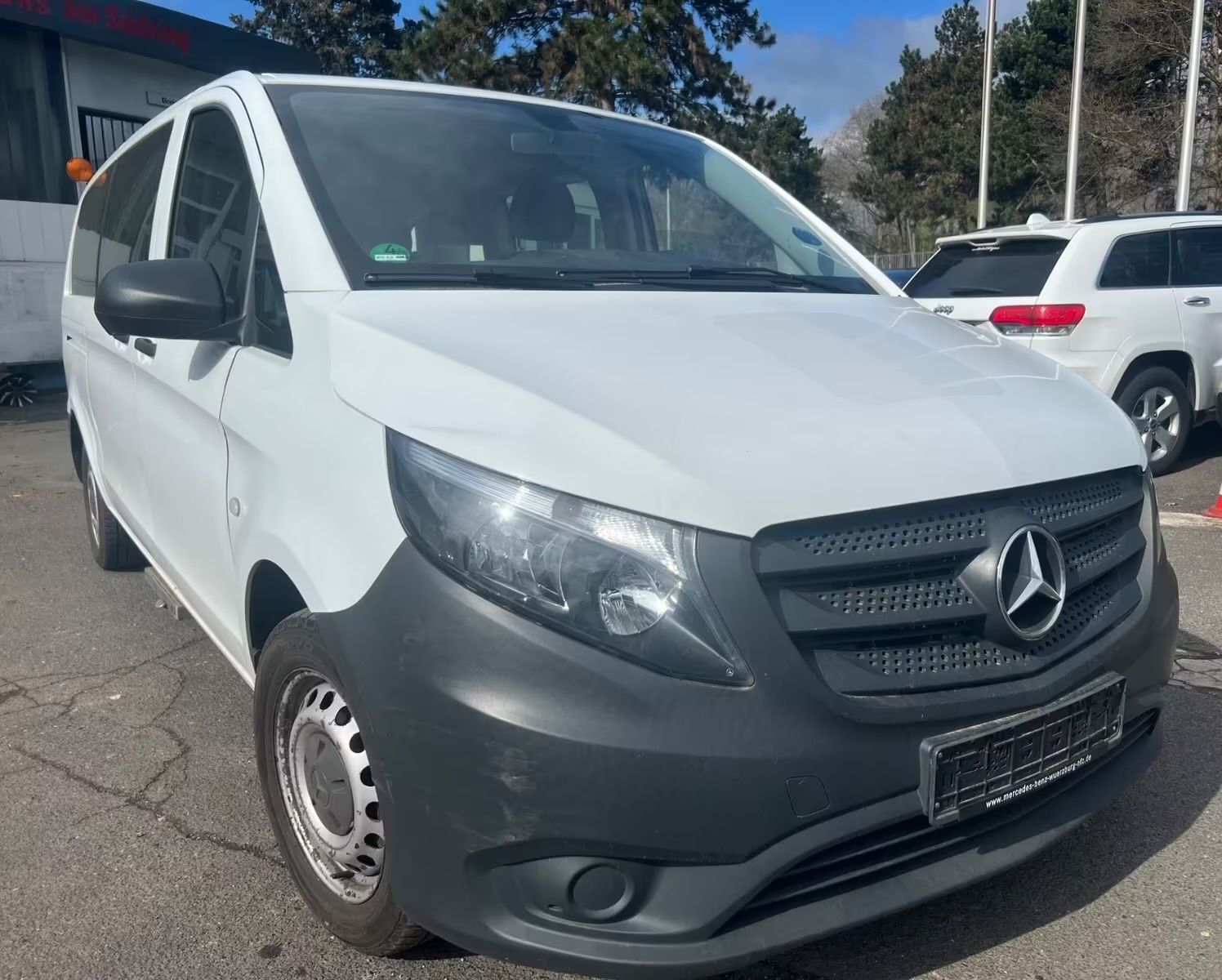 MERCEDES-BENZ Vito 109 CDI Tourer LANG 9.Sitze /6.Gang /Klima