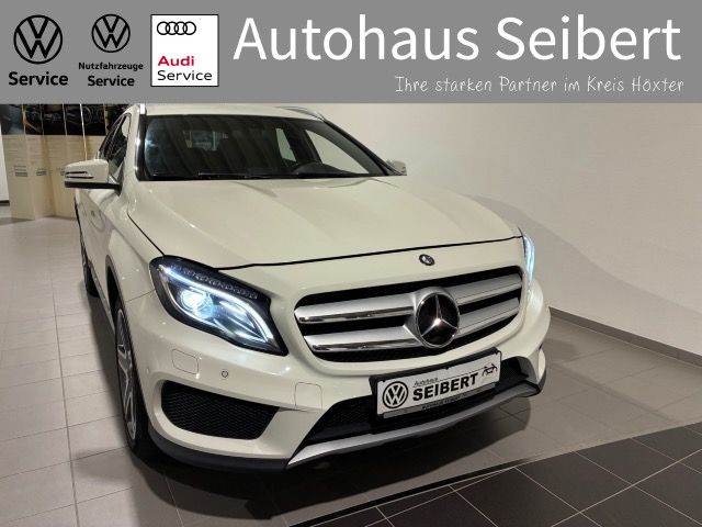 MERCEDES-BENZ GLA 200 AMG Line *BI-XENON*SHZ*