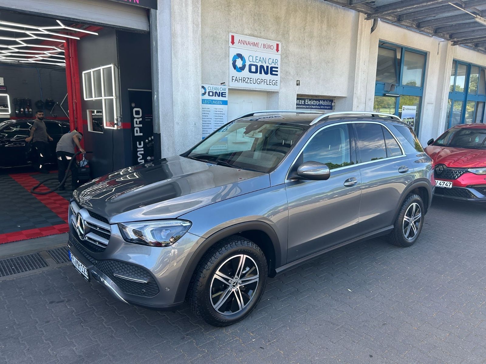 MERCEDES-BENZ GLE 300 d 4MATIC