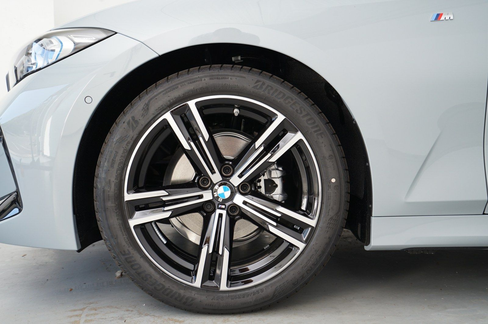 BMW 318d Touring (M-Sport Navi LED AHK Leder Shz) foto 14