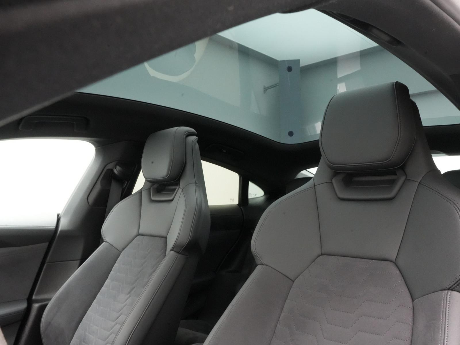 Audi e-tron GT PANO MATRIX ACC CARBON NAVI B&O 360°