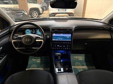 Hyundai TUCSON - 12