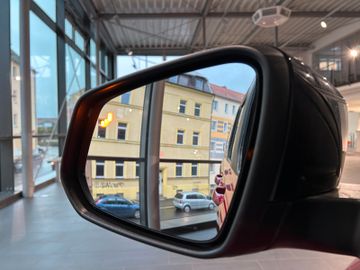 Ford Tourneo Courier Titanium Automatik AHK