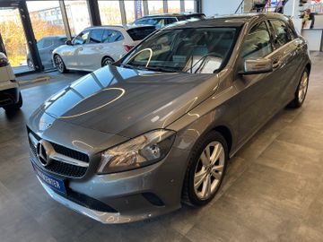 Mercedes-Benz A 180 BlueEfficiency *AHK*LEDER*NAVI*PDC*TEMP*