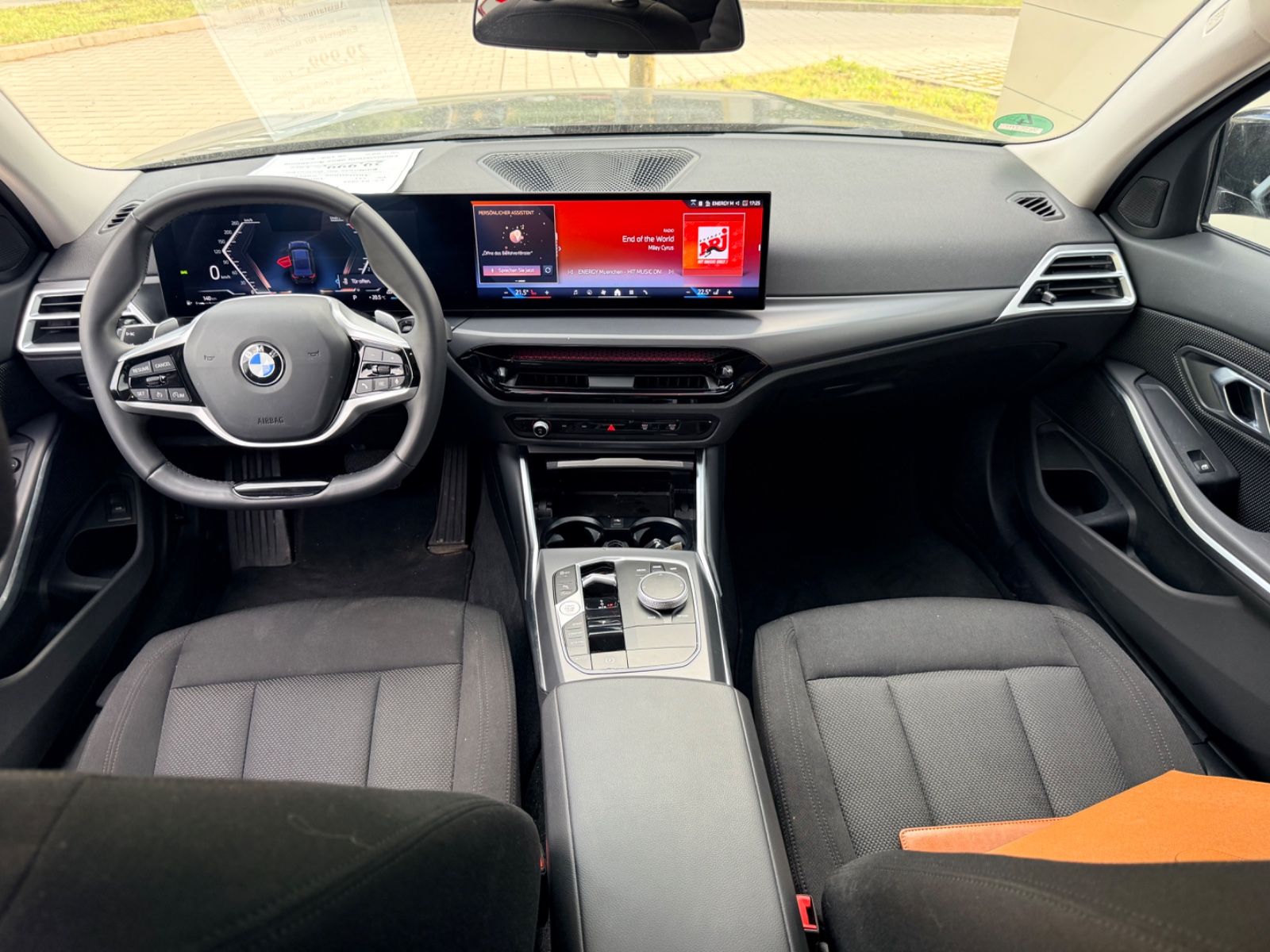 BMW 318i Touring Autom. Navi/LED/Live Cockpit Plus foto 20