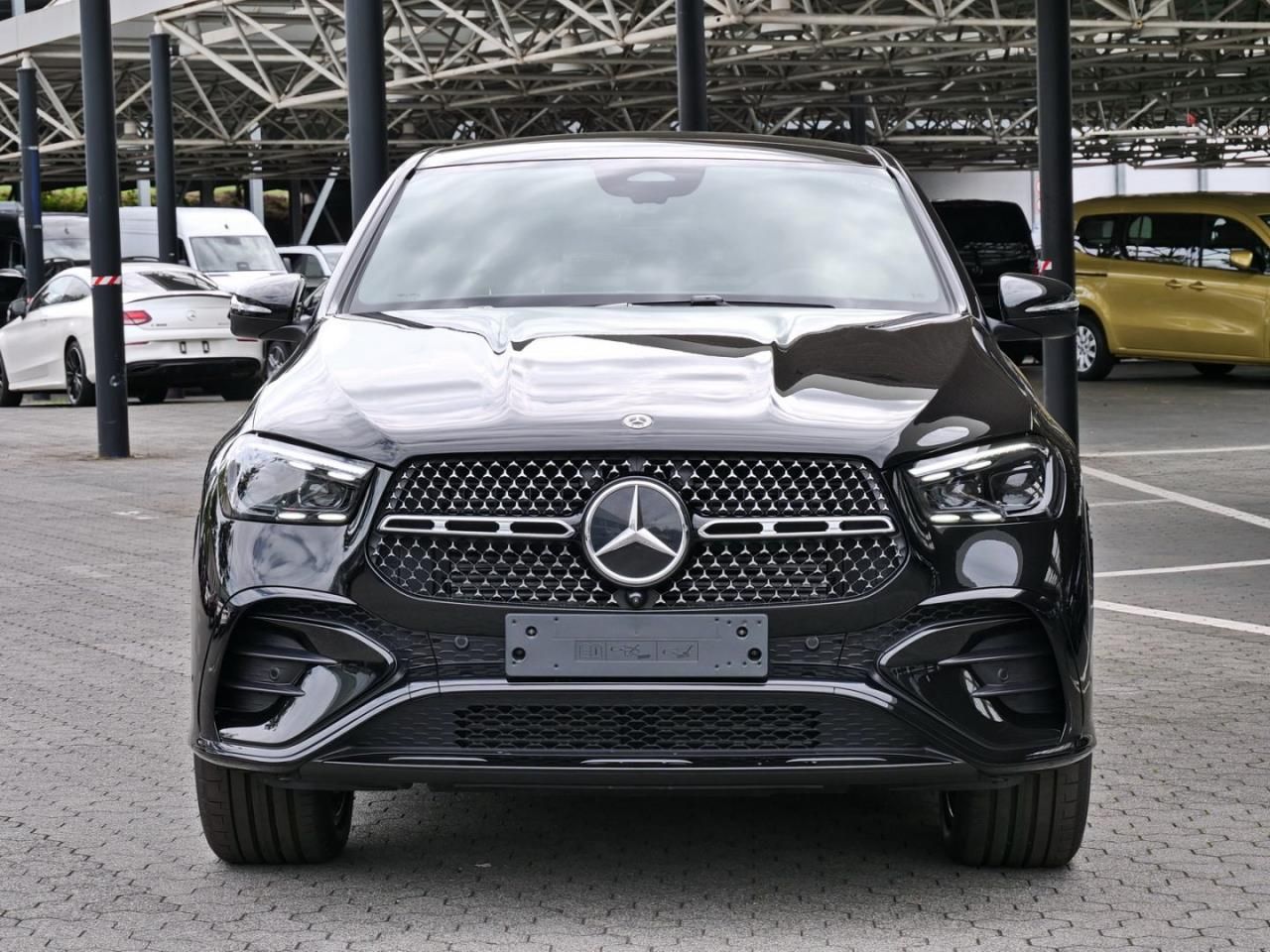 Mercedes-Benz GLE 300 d 4MATIC Coupé AMG Night Panorama 360° foto 2