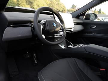  BMW IX3 缩略图 28