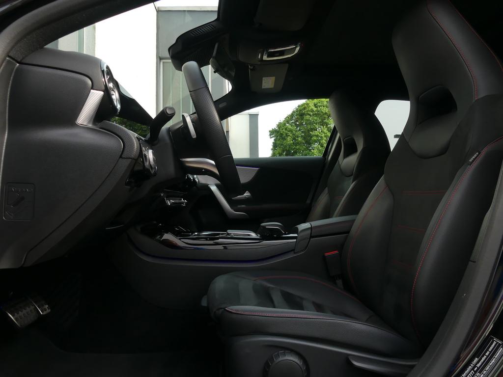 Mercedes-Benz A 35 AMG