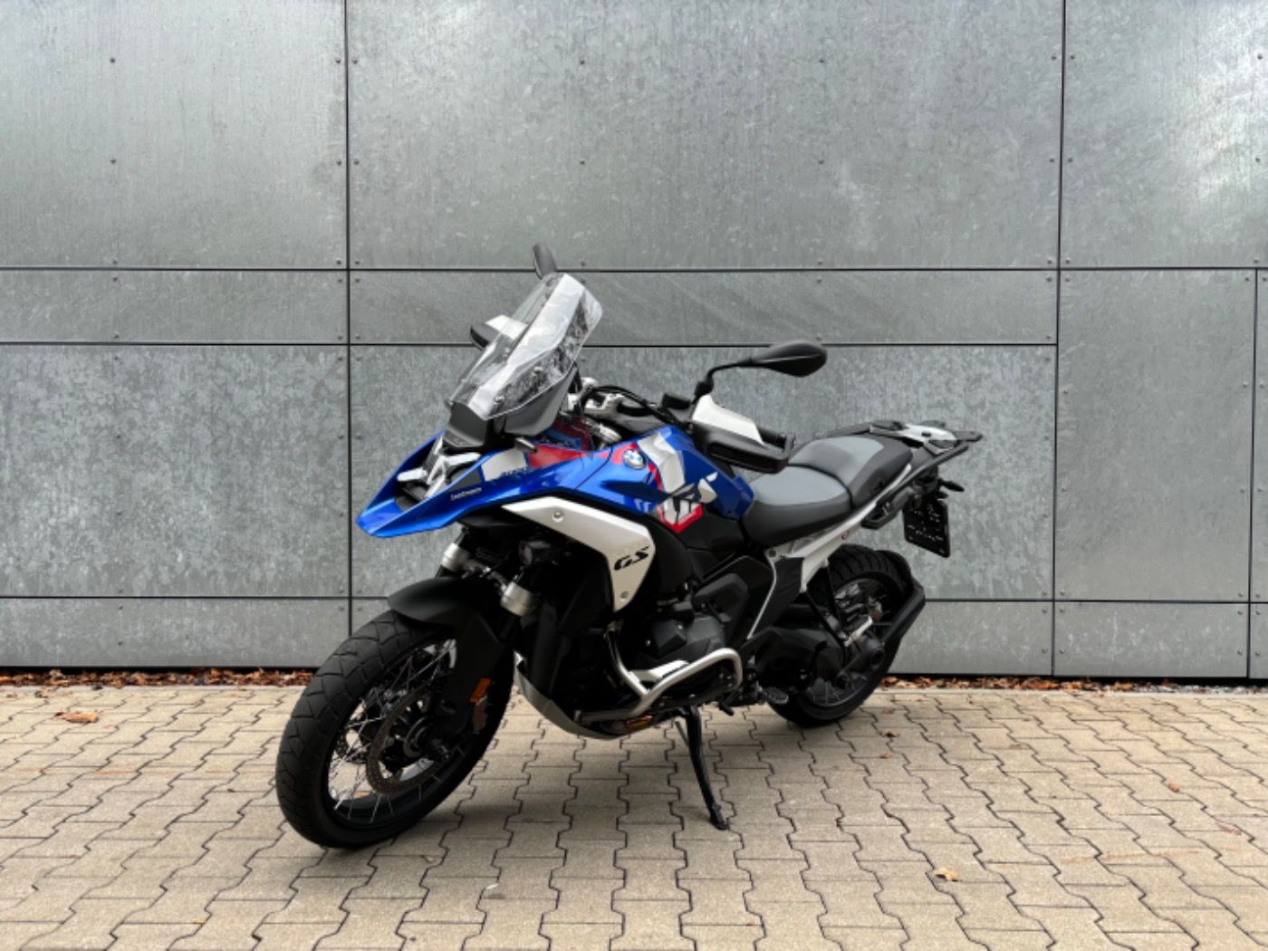 Fahrzeugabbildung BMW R 1300 GS Trophy 4 Pakete Fahrzeughöhenregelung