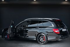 MERCEDES-BENZ C 63 T AMG Edition 507*Premium*Memory*Carbon*19"