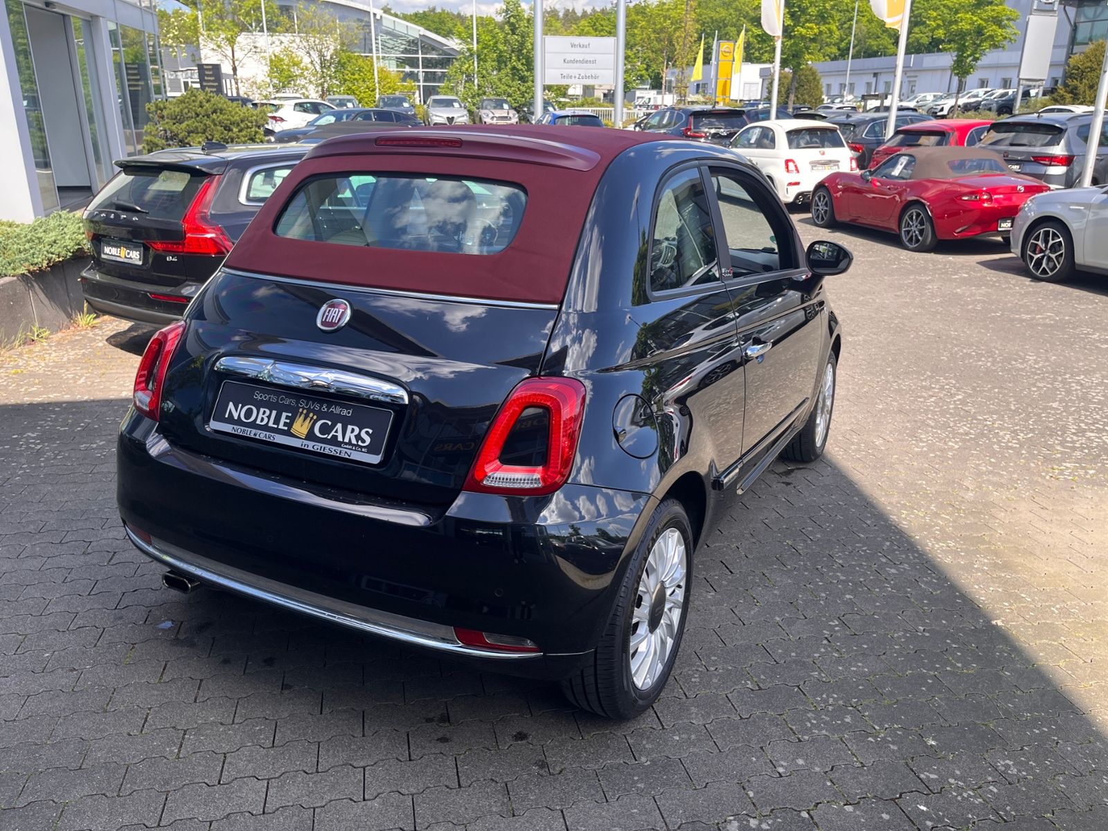 Fahrzeugabbildung Fiat 500C Lounge NAVI PDC ALU