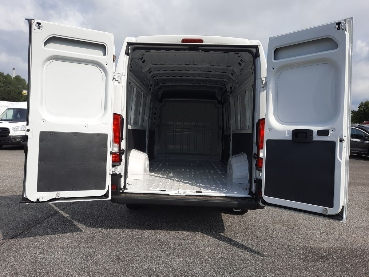 Opel Movano - Bild 8