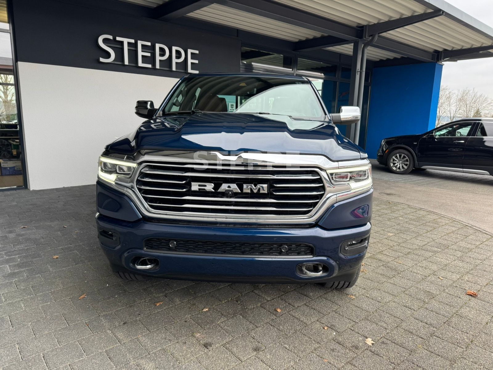 Dodge RAM 1500 5,7 V8 HEMI LONGHORN Luftfederung AHK