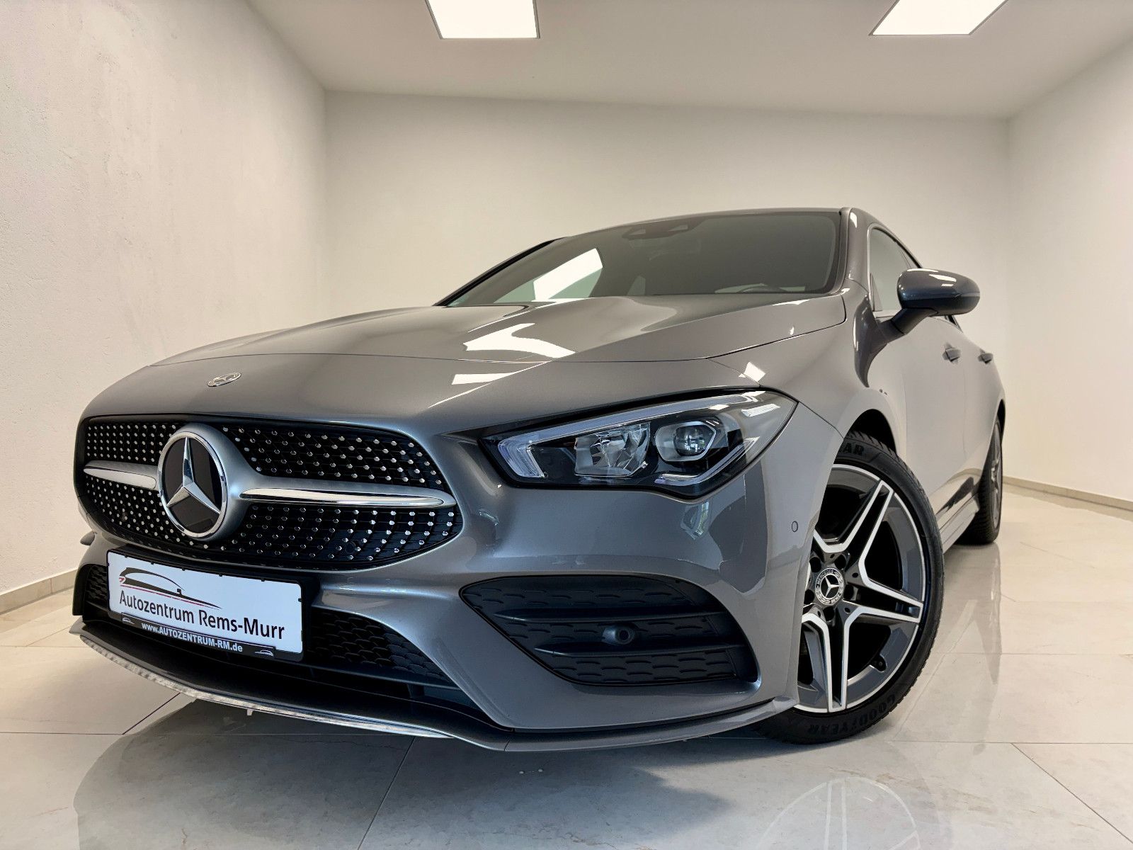 Mercedes-Benz CLA 200 AMG-LINE