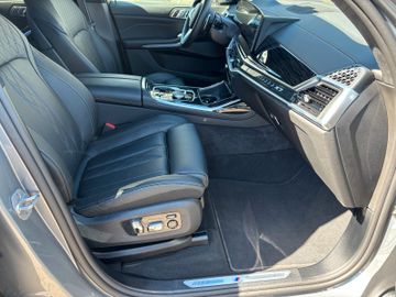 BMW X7 - 9