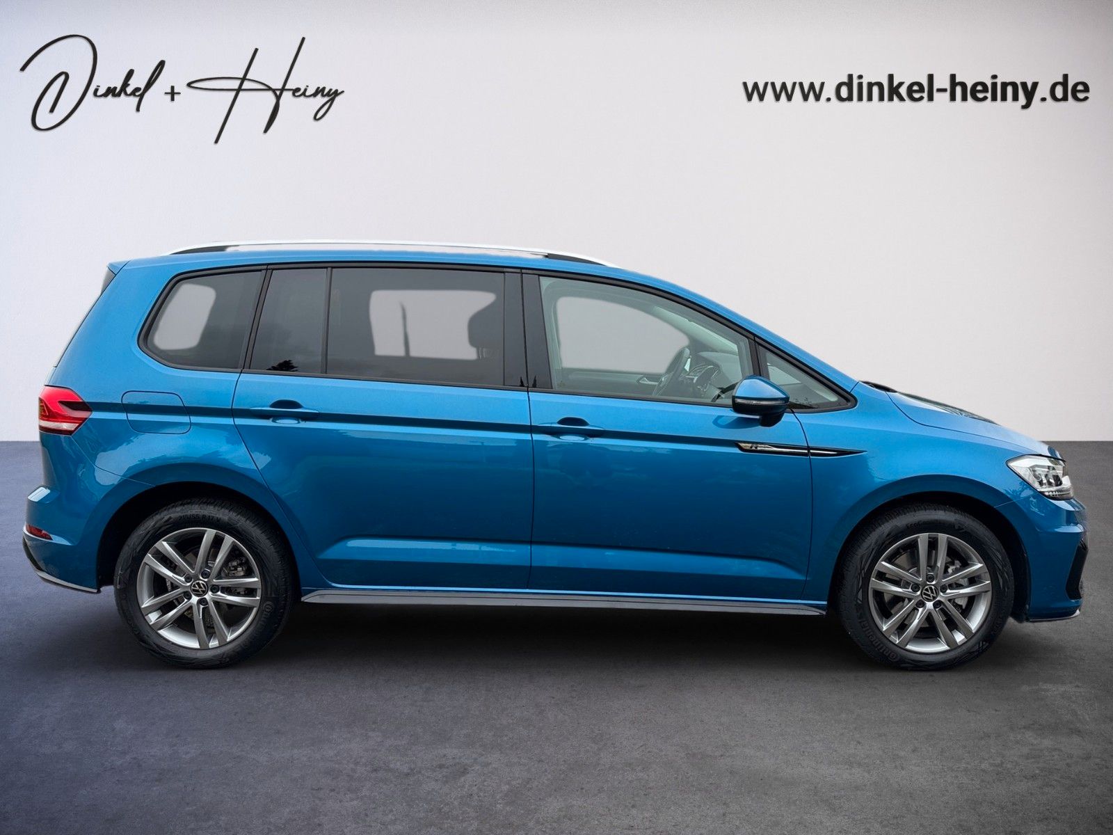Fahrzeugabbildung Volkswagen Touran 1.5TSI Comfortline R-Line BMT/Start-Stopp