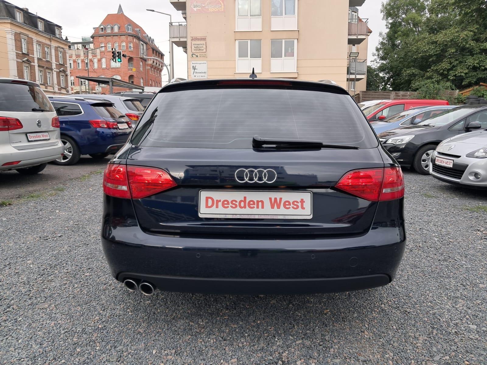 Audi A4 2009 — photo 5