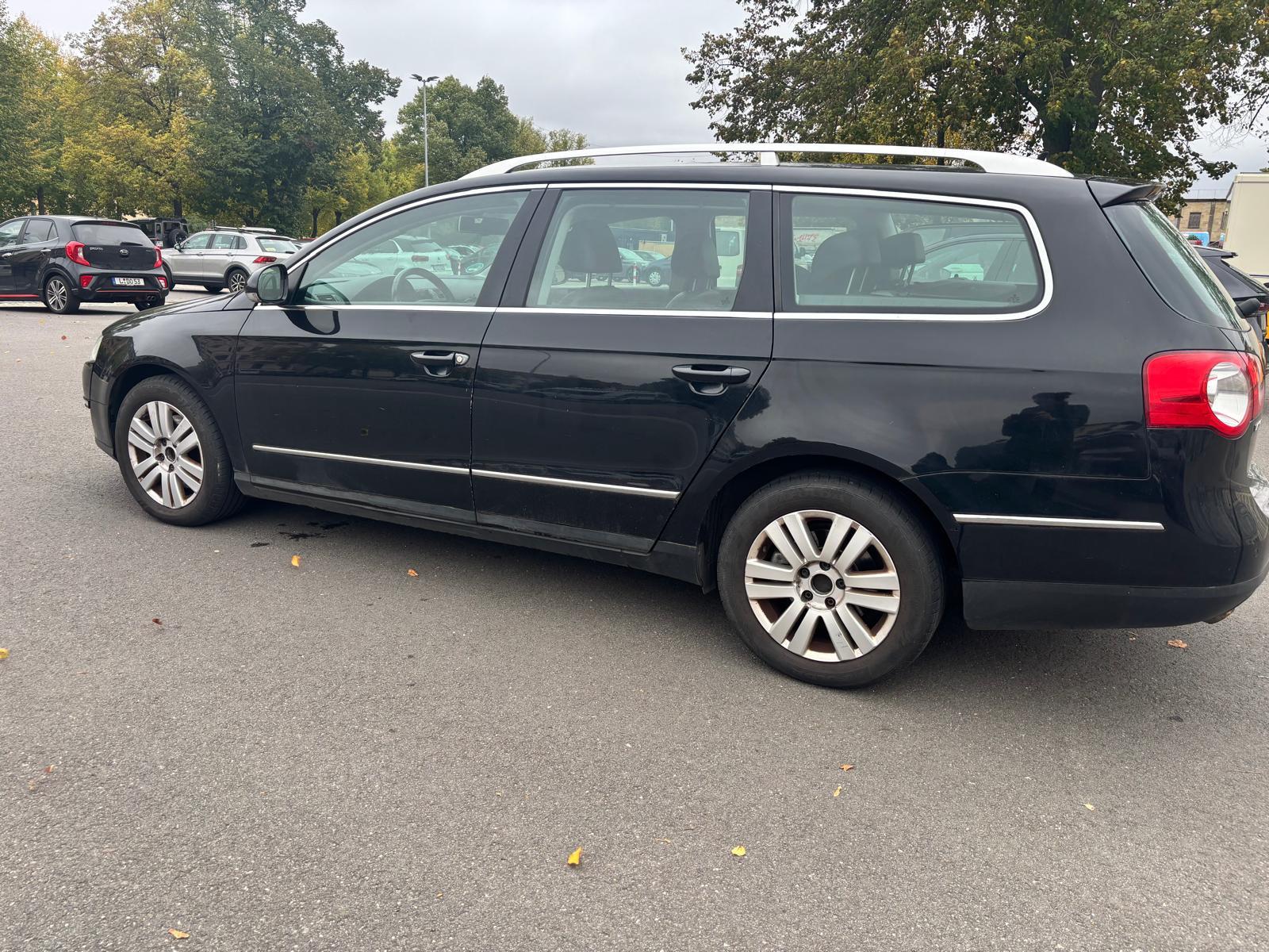 Volkswagen Passat 2006 — салон