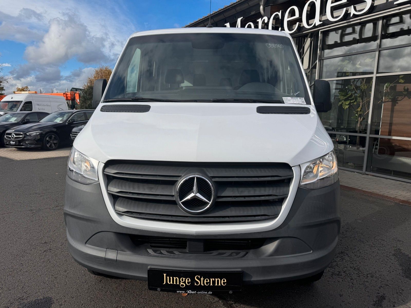 Fahrzeugabbildung Mercedes-Benz Sprinter 314 CDI 4x4 DoKa 3665 Klima AHK