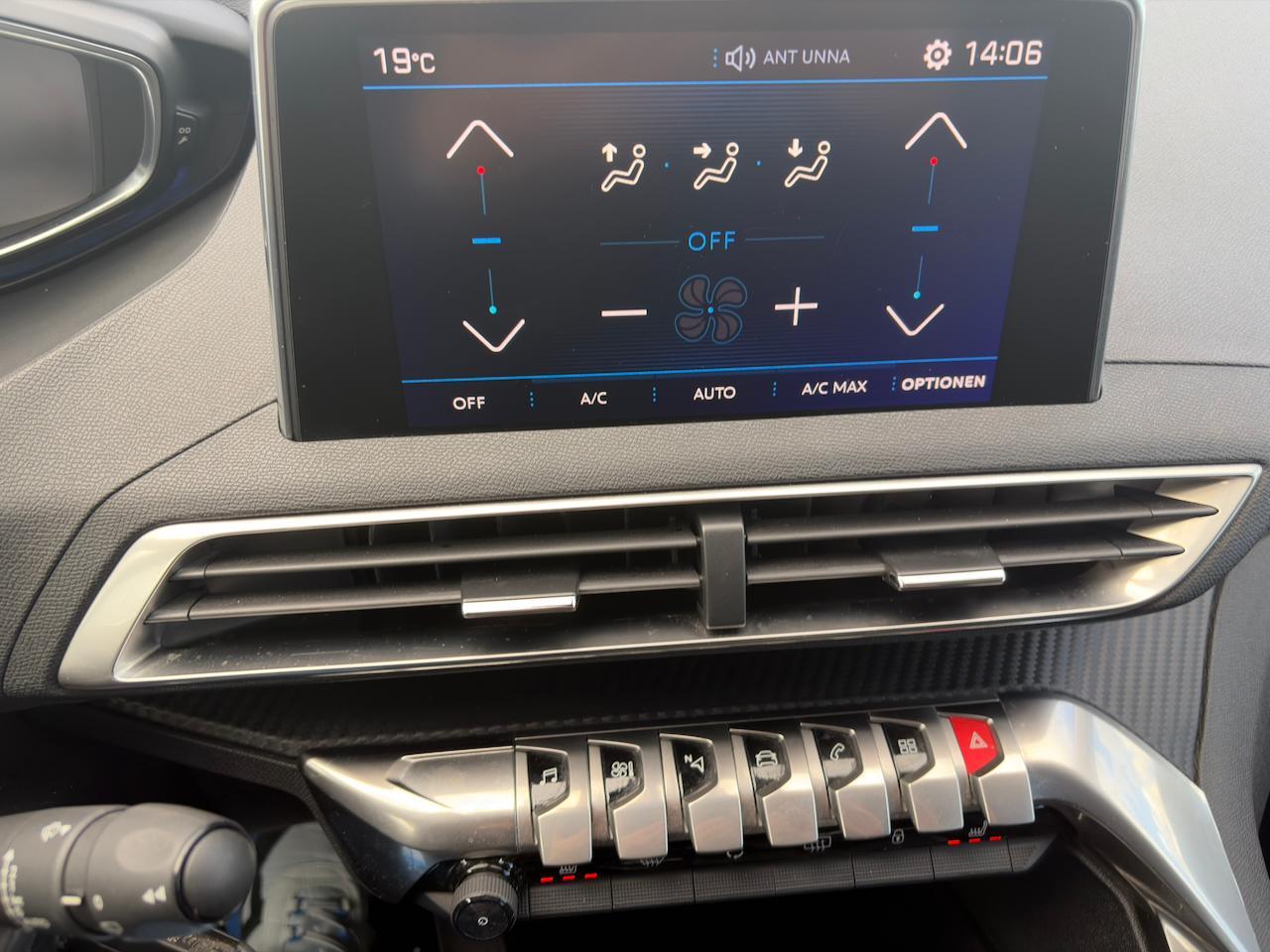 Peugeot 3008 1.2 12V e-THP / Allwetter Reifen