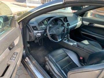 Mercedes E 200 - 12