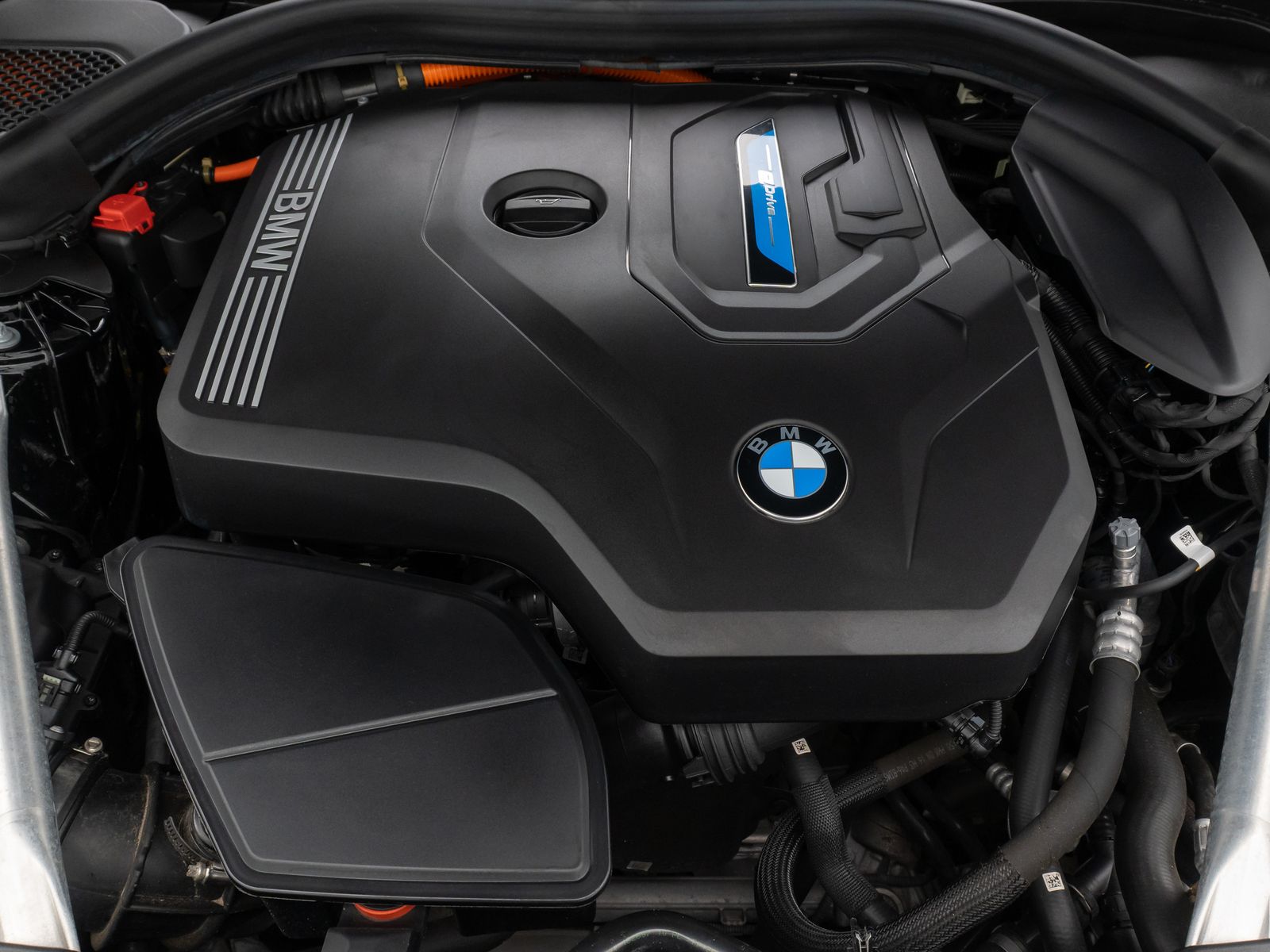 Fahrzeugabbildung BMW 520e M Sport DAB Kamera Alarm Leder Panorama 18"