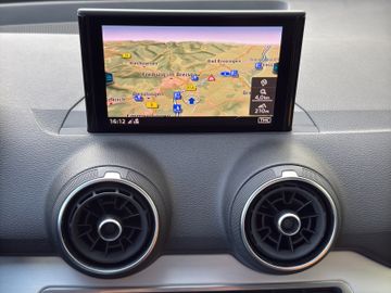 Audi Q2 35 TFSI sport S-Tronic*LED*NAVI*ACC*PDC*TOP
