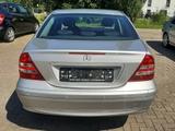 Mercedes-Benz C 180 Kompressor*Automatik*PDC V+H*Alu - gebrauchte Mercedes-Benz C 180 aus dem Jahr 2005