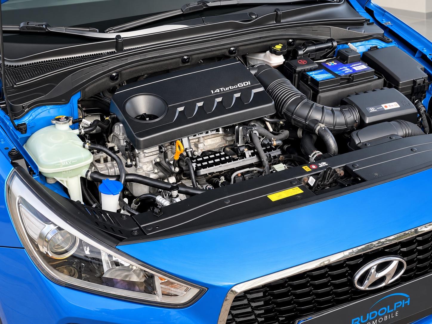 Hyundai i30 1,4 AUTOM. NAVI SITZHEIZ.SCHECKHEFT GARANTIE