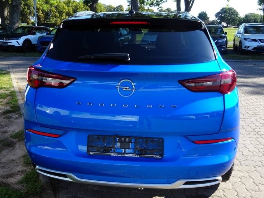 Fahrzeugabbildung Opel Grandland X 1.2 Turbo Ultimate AHK