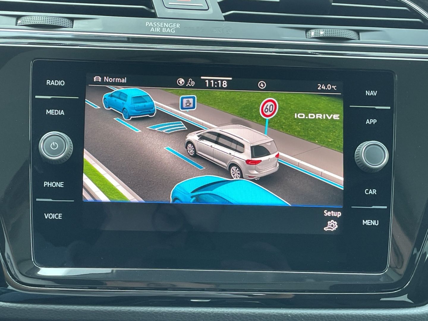 Touran 1.5 TSI DSG R-Line ACC/Navi/LED/Pano/CAM 