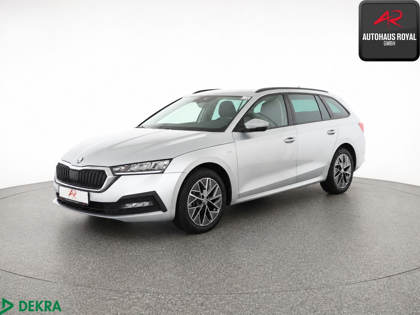 Skoda Octavia Combi 2.0 TDI 4x4 KESSY,ACC,CARPLAY,SH