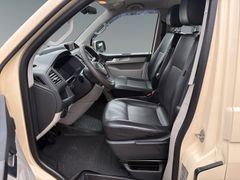 Fahrzeugabbildung Volkswagen T6 Caravelle lang Comfortline TAXI 1.Hand