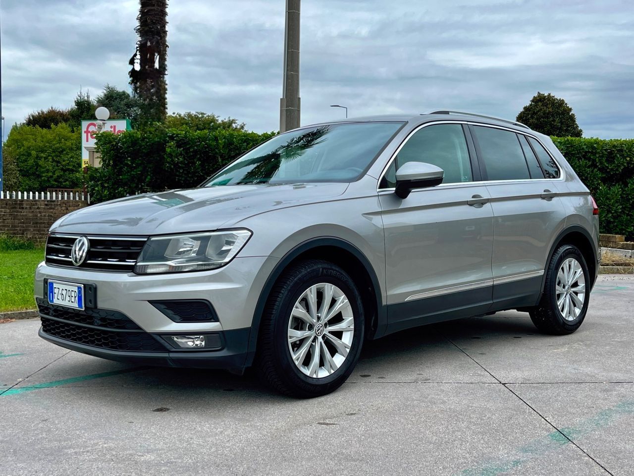 Volkswagen Volkswagen Tiguan 2.0 TDI SCR Business BlueMotio