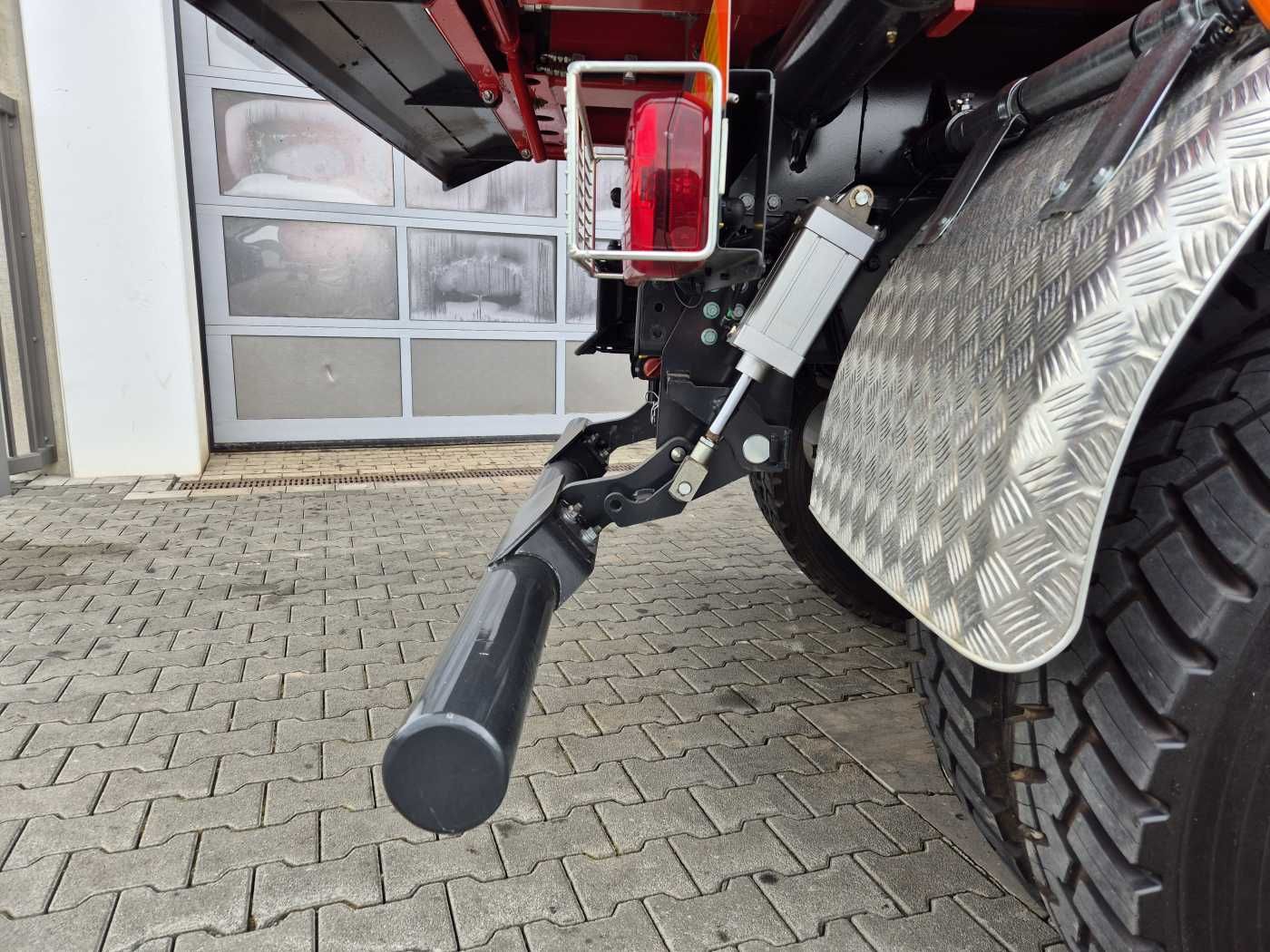 Fahrzeugabbildung Iveco X-Way AD300X48Z HR OFF 6x4 Bordmatik Intarder
