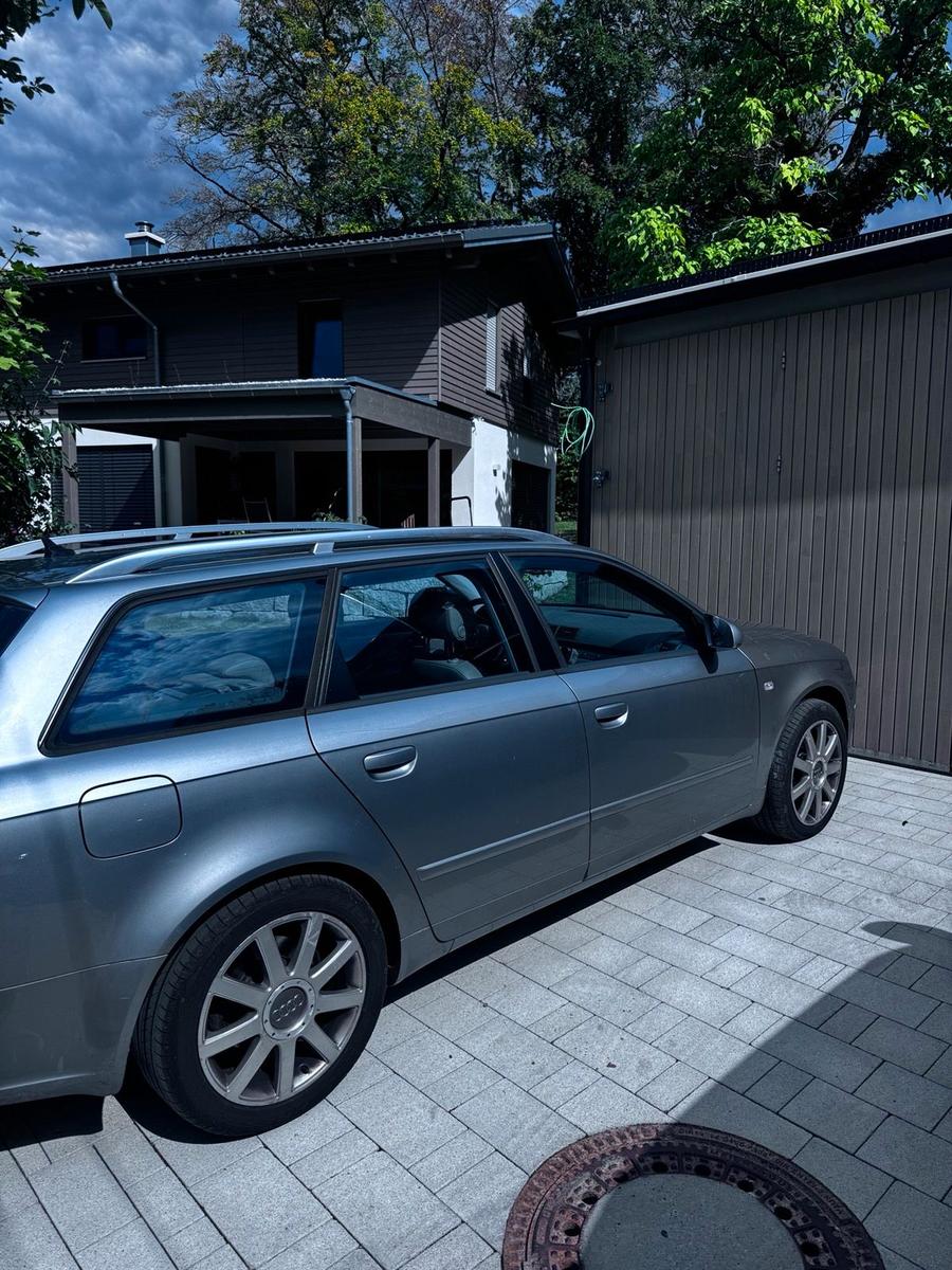 Audi A4 2005 — photo 6