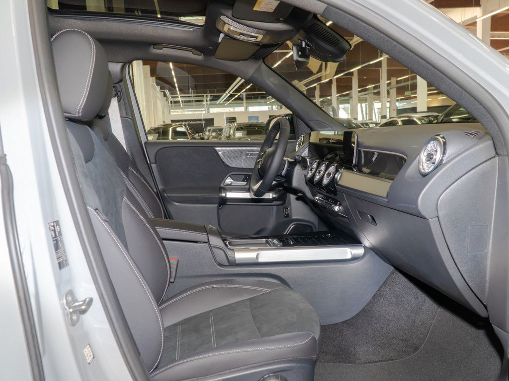 Mercedes-Benz GLB 200 d AMG Special Edtion AHK LED Pano Navi S foto 4